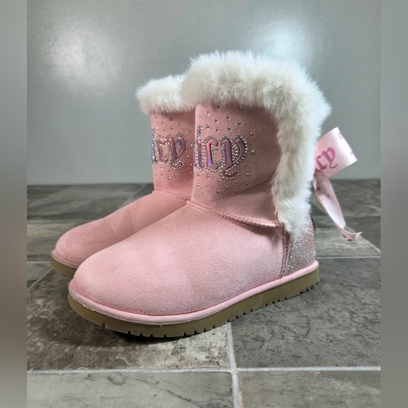 Juicy Couture Other - JUICY COUTURE COZY FAUX FUR COZY RHINESTONE BOOTS.